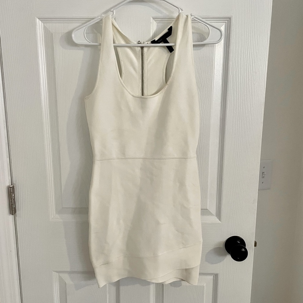 Small BCBG bodycon